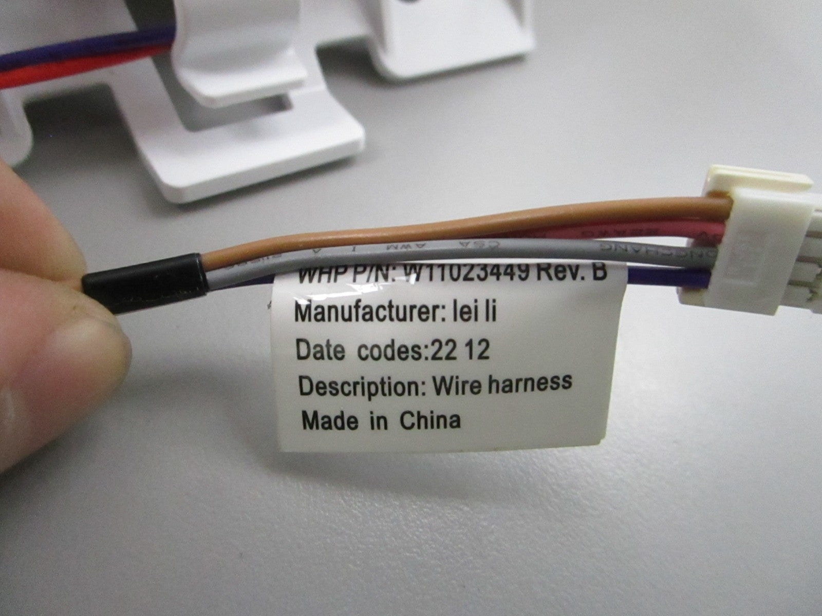 NEW OEM W11423784 Whirlpool Ice Door 0810
