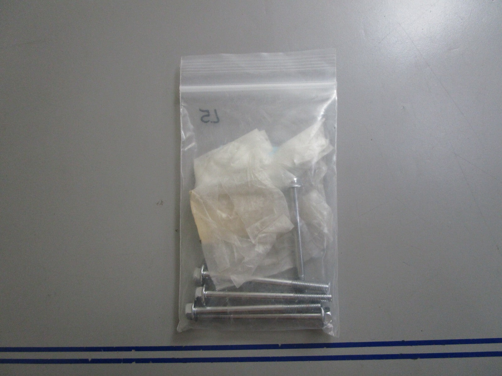 *NEW OEM* (LOT OF 5) 0810 Yamaha Bolt 90105-06M26-00