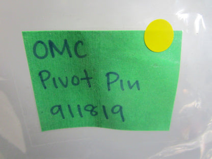 *NEW OEM* 0820 OMC Johnson Evinrude Pivot Pin 911819 0911819