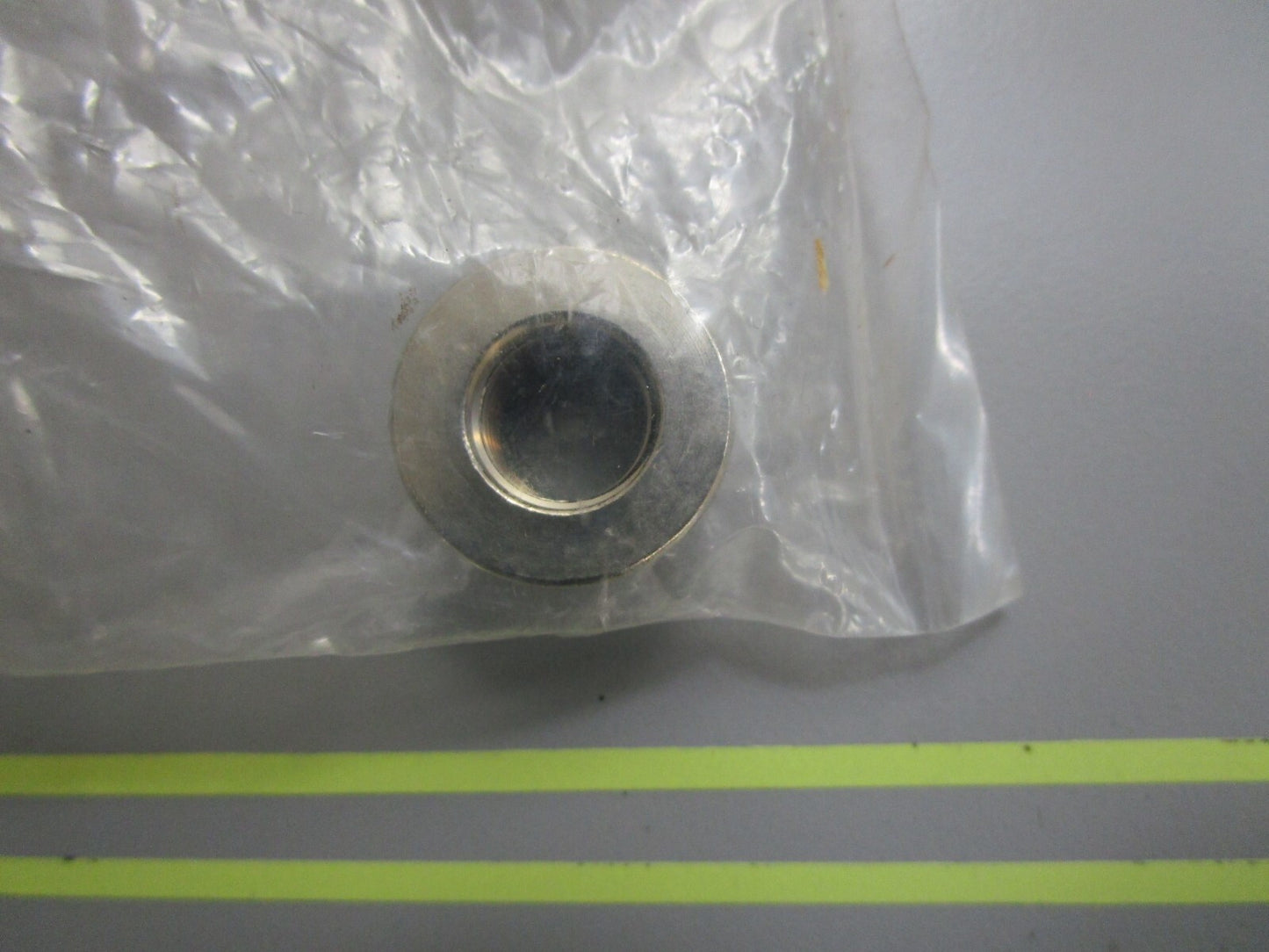 *NEW OEM* 0810 Volvo Penta Nut 3853329