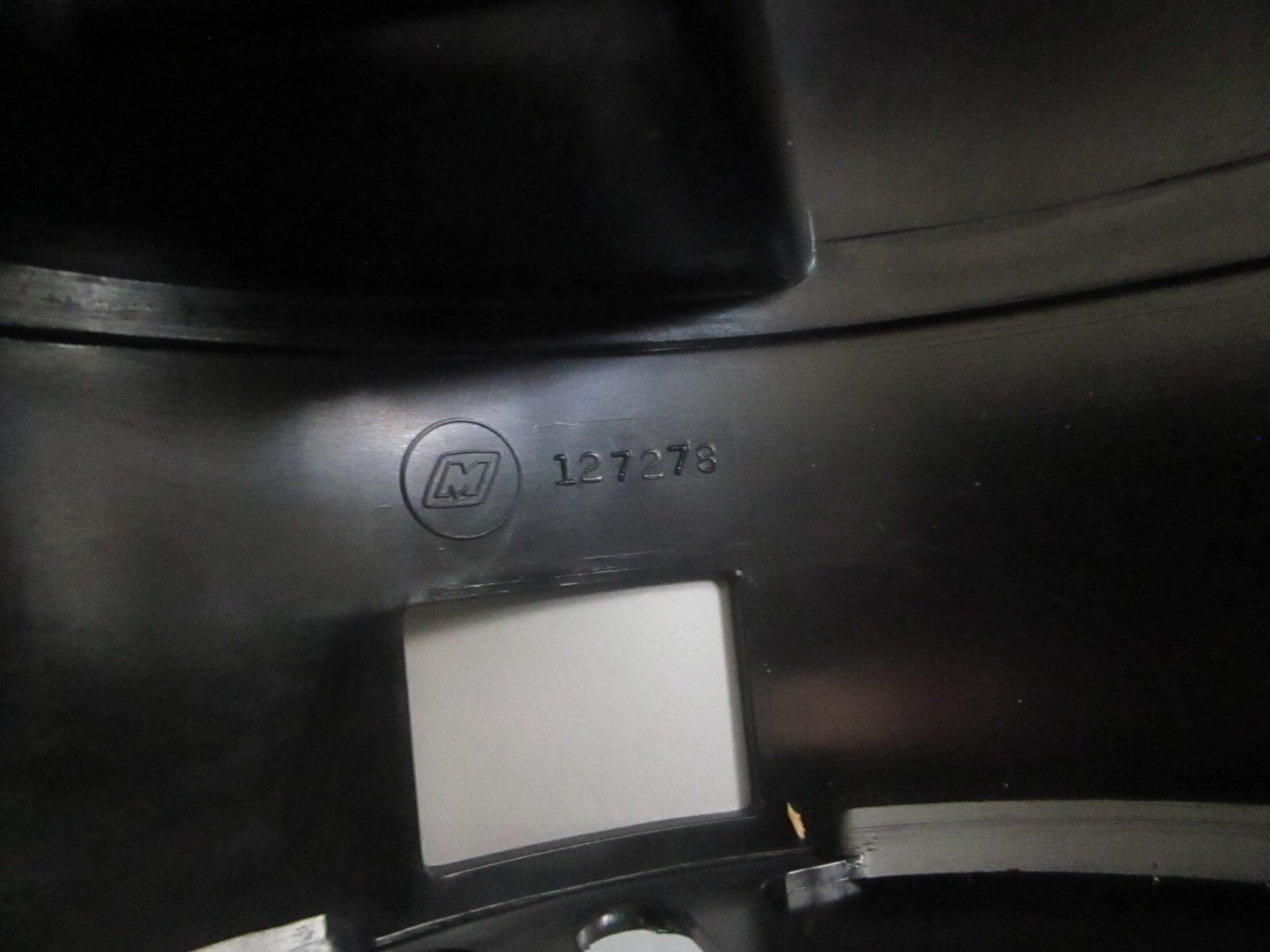 *NEW OEM* 0820 OMC Johnson Evinrude Binnacle Cover 127278 0127278