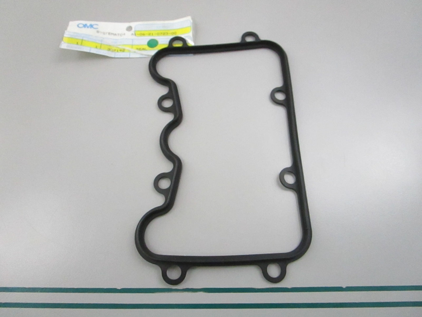 NEW OEM 337192 0337192 OMC Johnson Evinrude Seal 0810