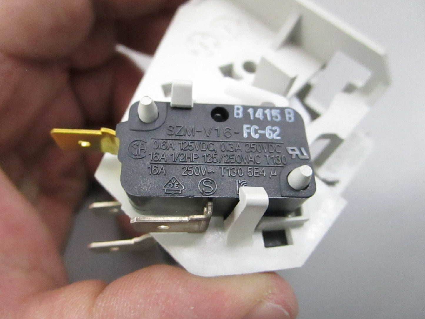 Whirlpool NEW OEM Microwave Door Interlock Switch W11192678 NOS 0810