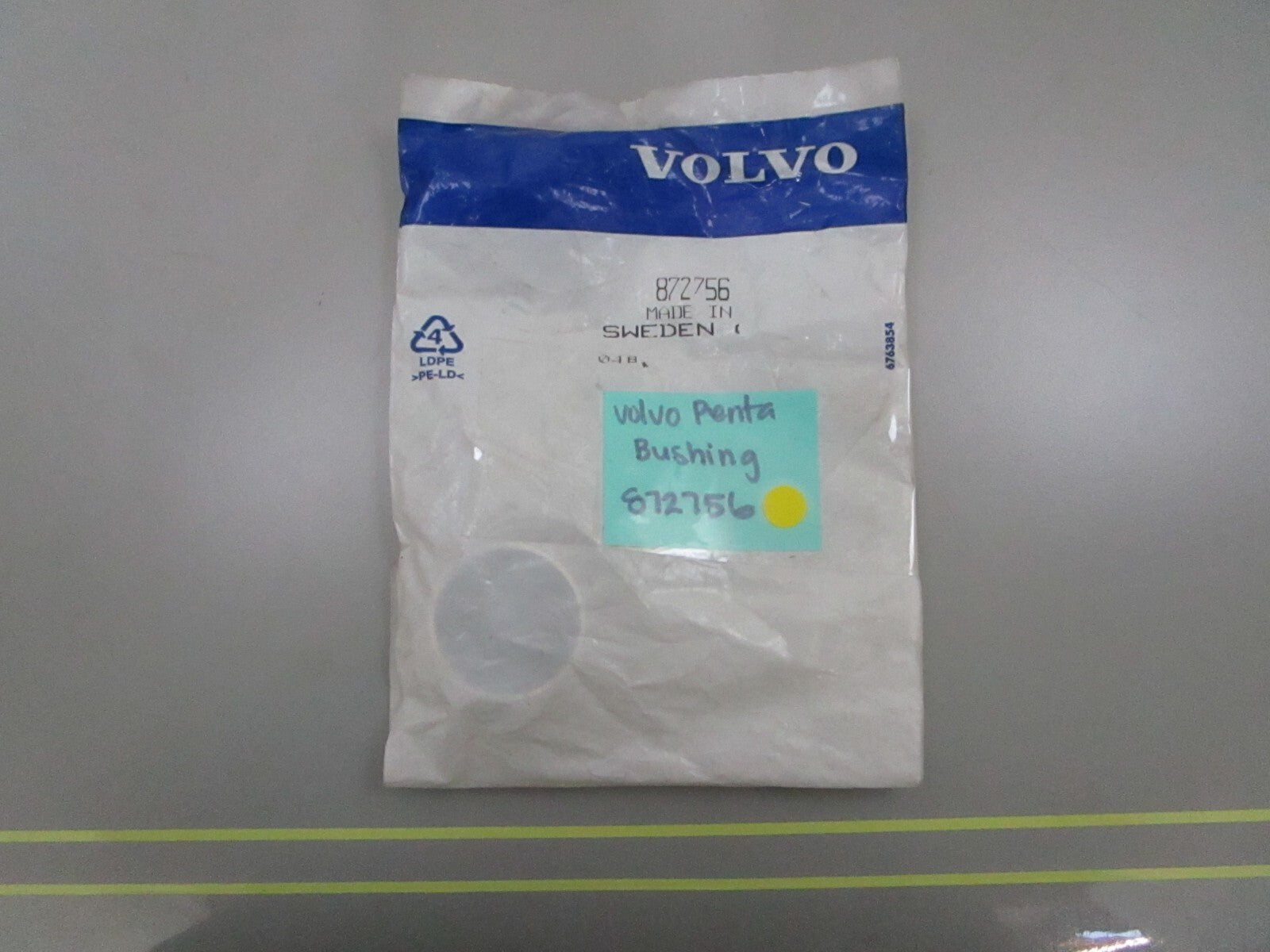 *NEW OEM* 0810 Volvo Penta Bushing 872756