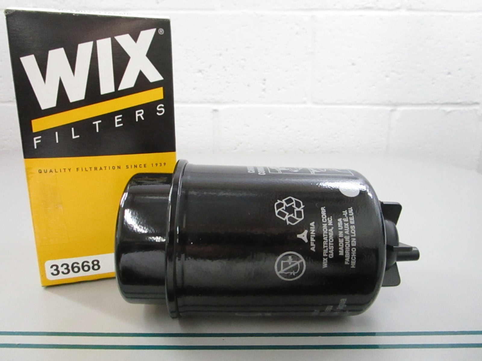NEW 33668 WIX Fuel Water Separator 0810