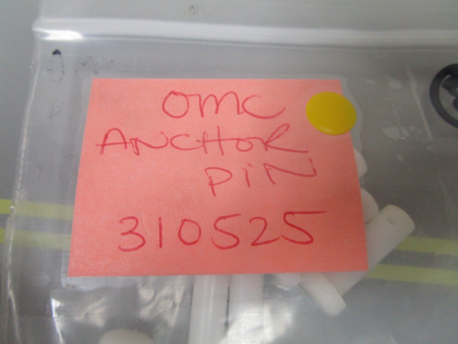 *NEW OEM* 0810 OMC Johnson Evinrude Anchor Pin 310525 0310525