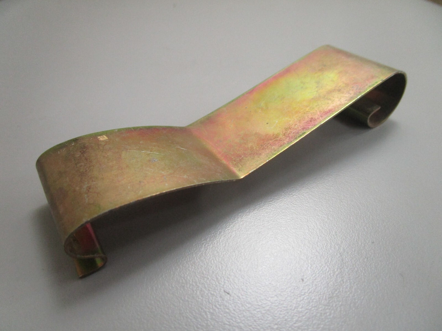 *NEW OEM* 0810 Volvo Penta Clamp 848620