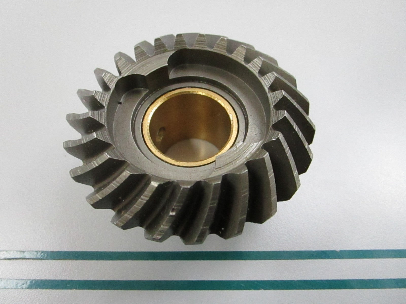 NEW OEM 377870 0377870 OMC Johnson Evinrude 23T Forward Gear 0810