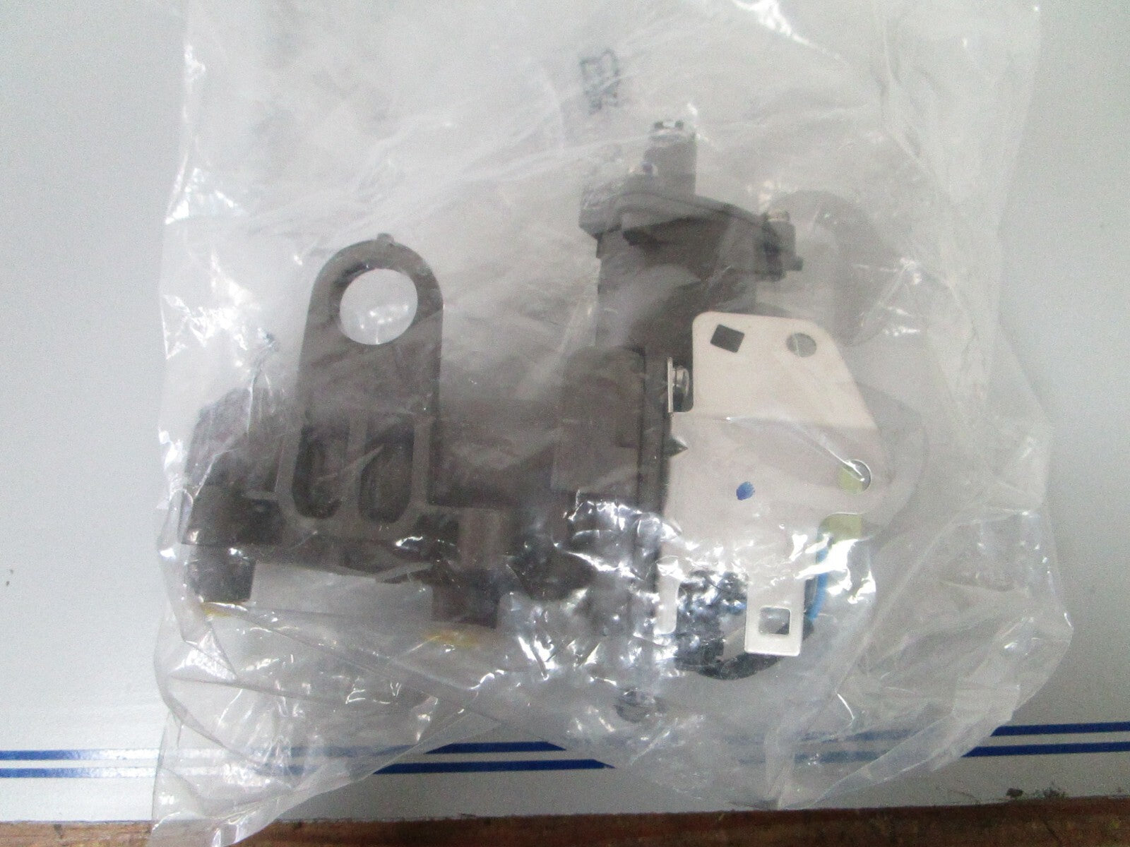 *NEW OEM* 0720 Honda 135 150 hp Fuel Pump Unit 16017-ZY6-023