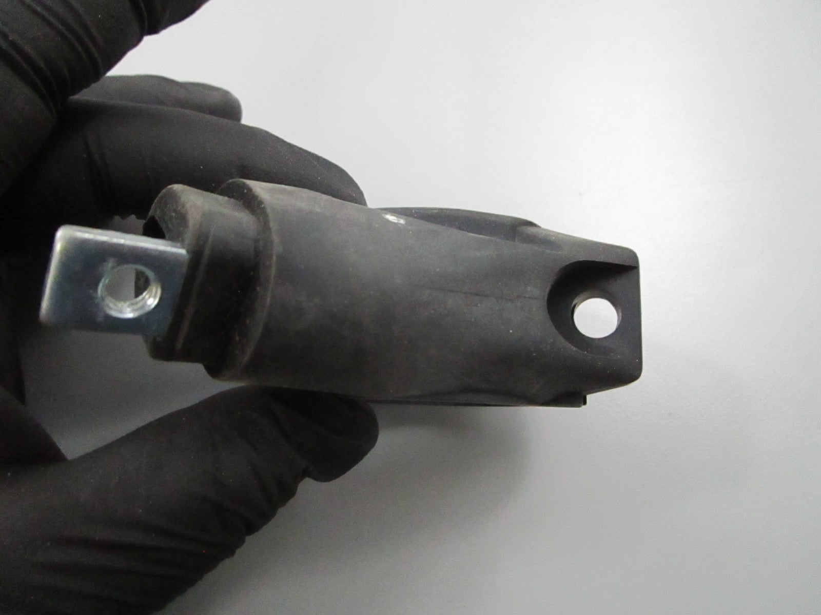 *NEW OEM* 0810 Honda Turn Signal Mount 33490-MN0-003