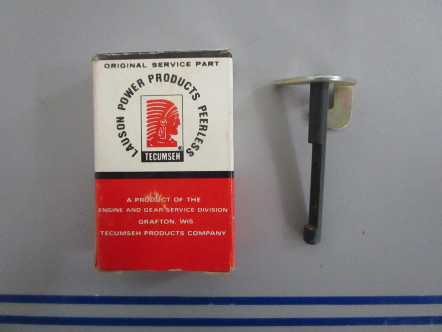 *NEW OEM* 0820 Tecumseh Throttle Shaft & Lever 31994