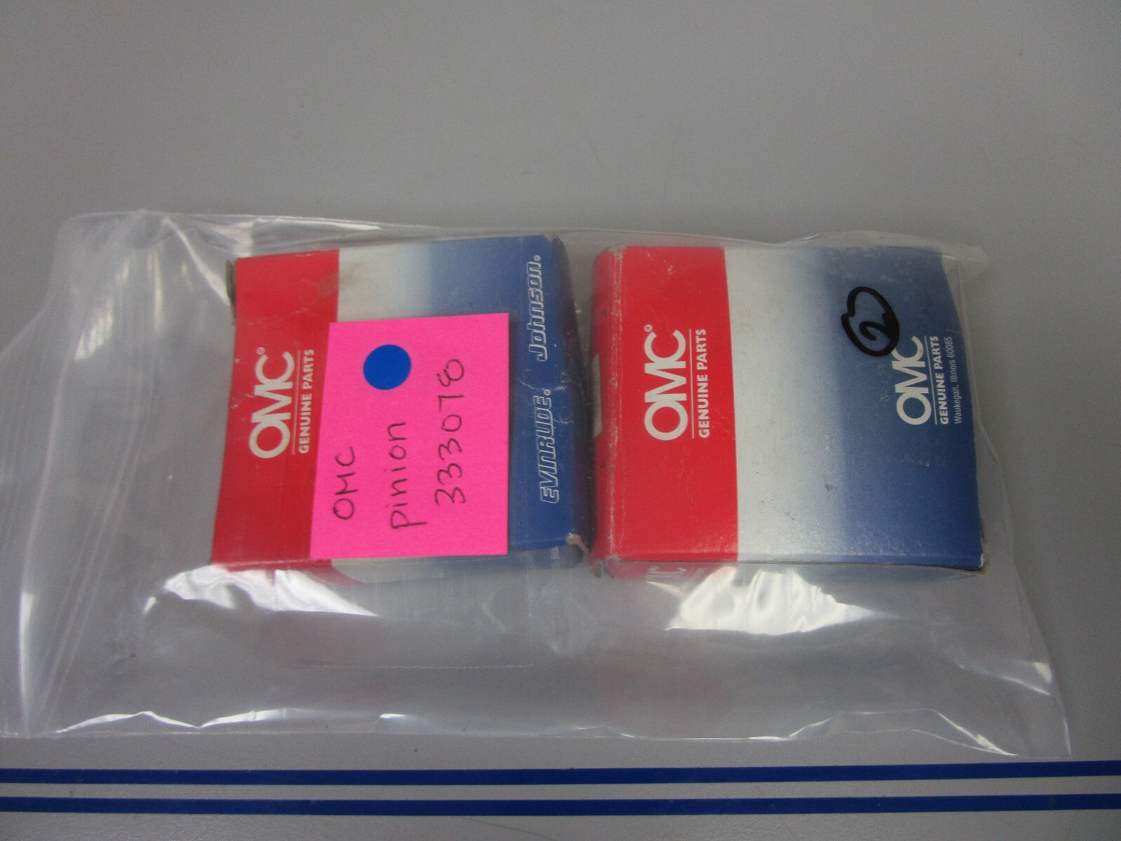 *NEW OEM* 0810 OMC Johnson Evinrude Pinion 333078 0333078