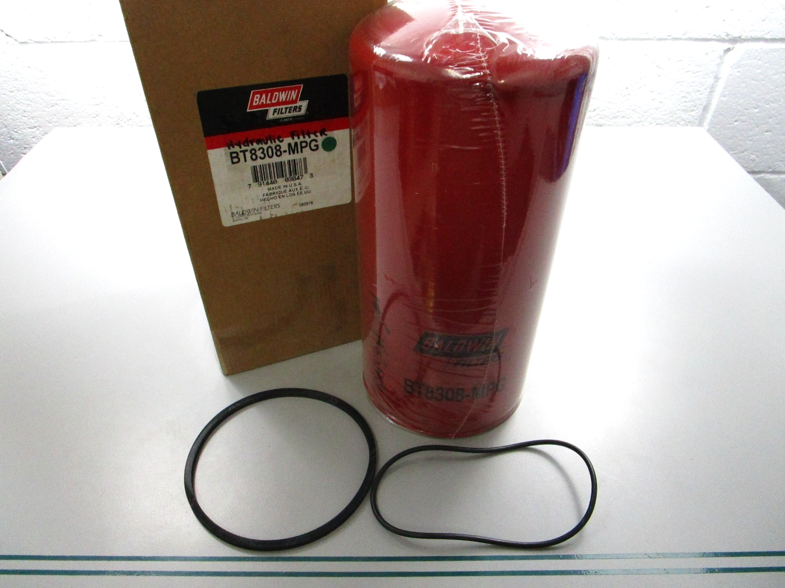 NEW BT8308-MPG Baldwin Hydraulic Filter0810