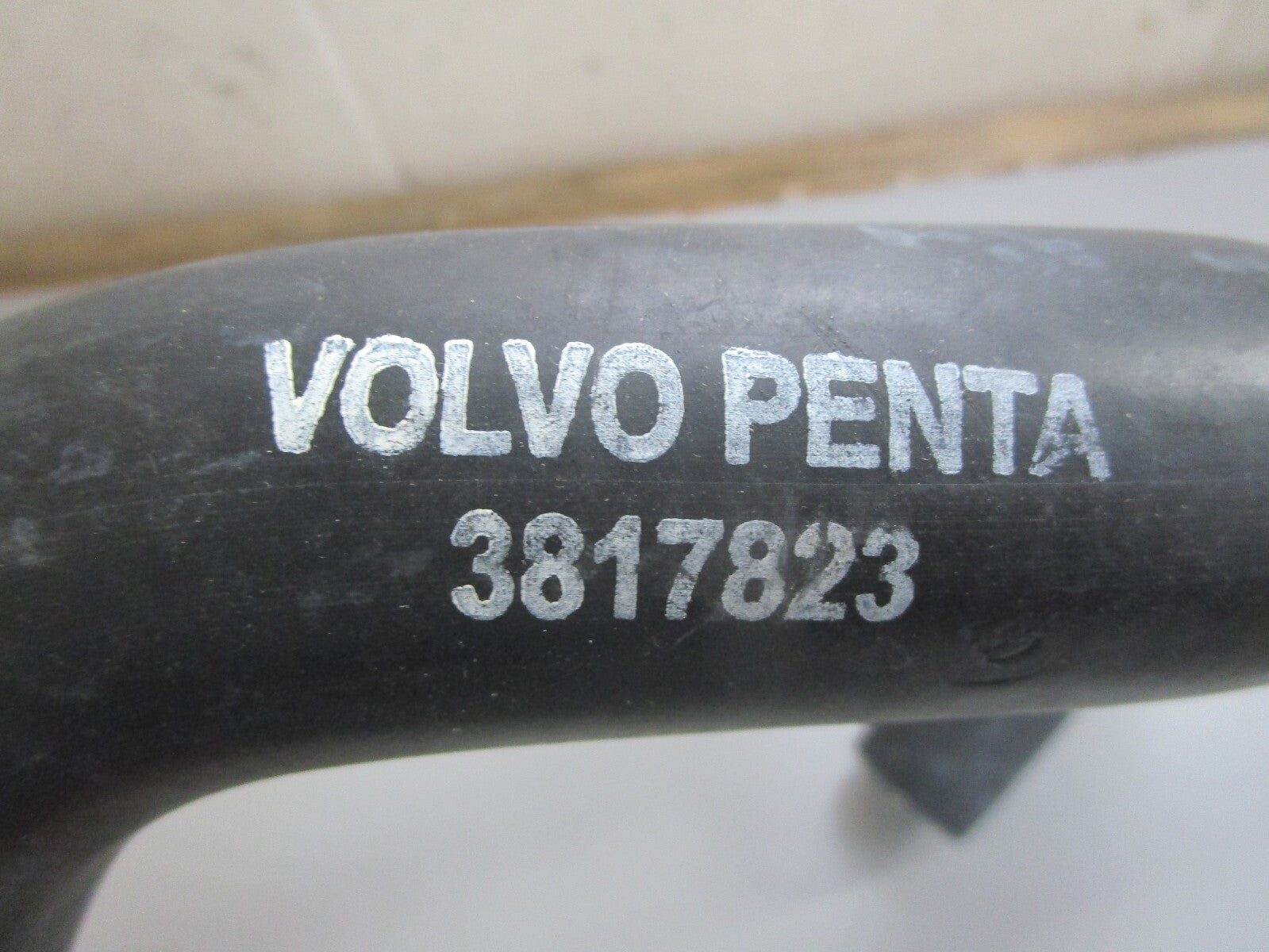 *NEW OEM* 0820 Volvo Penta Hose 3817823