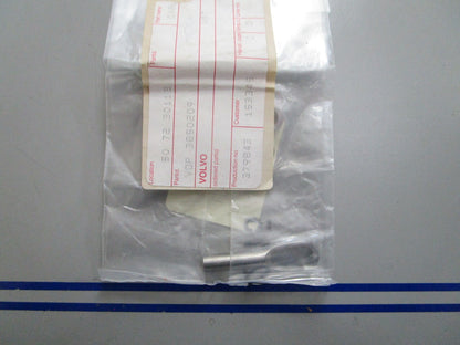 *NEW OEM* 0720 Volvo Penta Cable Anchor 3850209