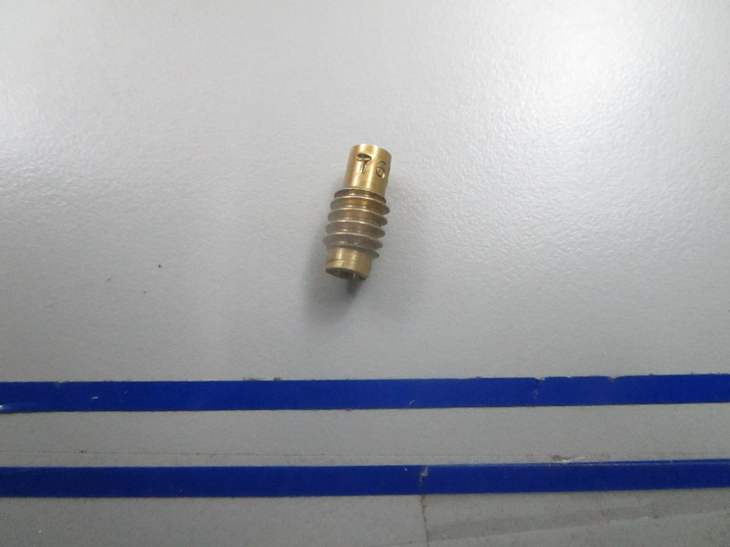 *NEW OEM* 0840 OMC Johnson Evinrude 76D Orifice 0329411 329411
