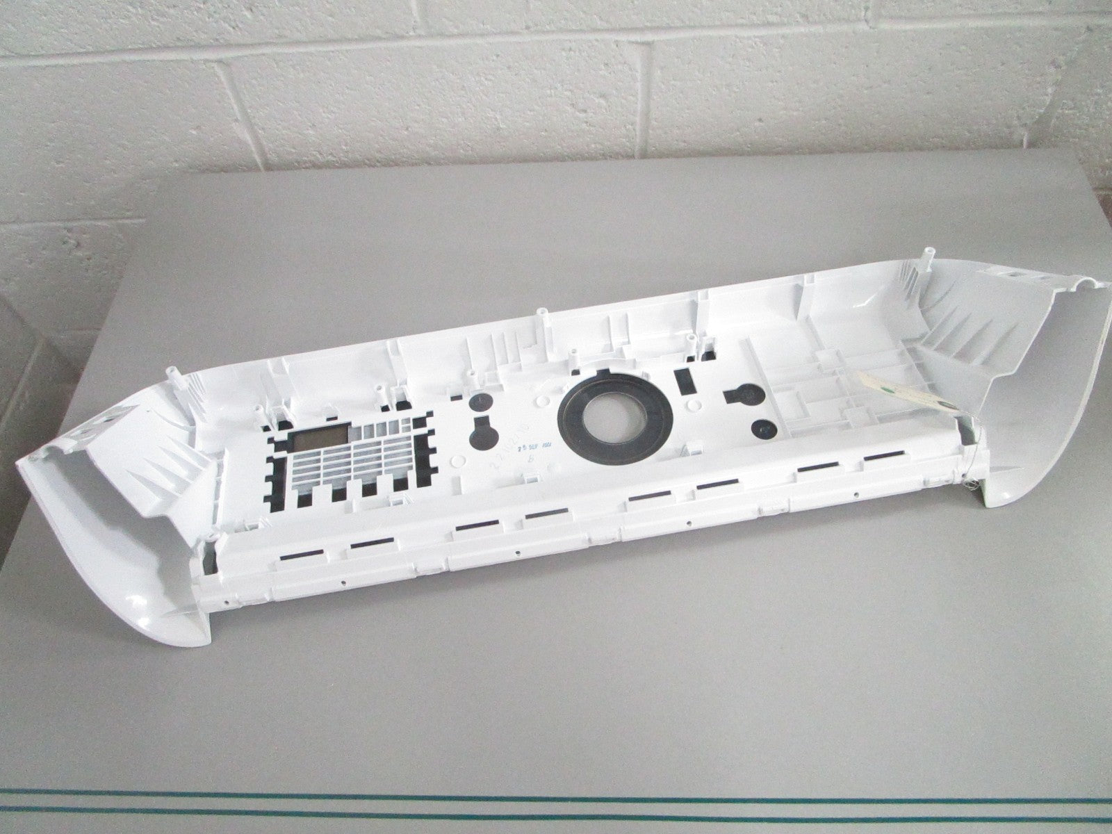NEW OEM AGL76194001 LG Front Panel Assy 0820