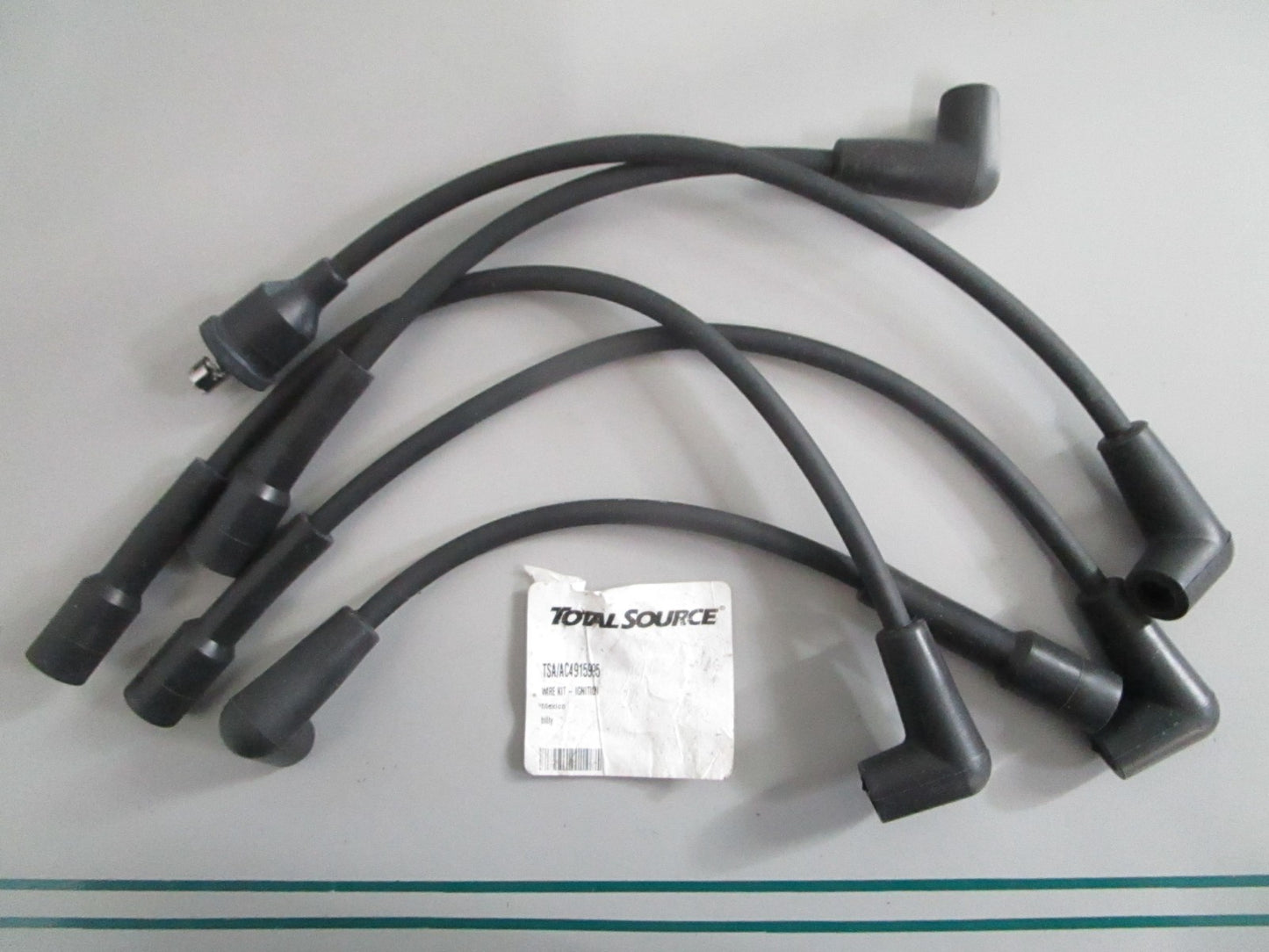 NEW 4915995 Total Source Ignition Wire Kit For: Allis-Chalmers 0820