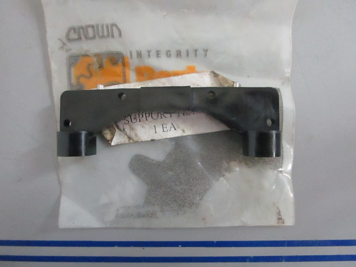 *NEW OEM* 0820 Crown Support Bracket 129566