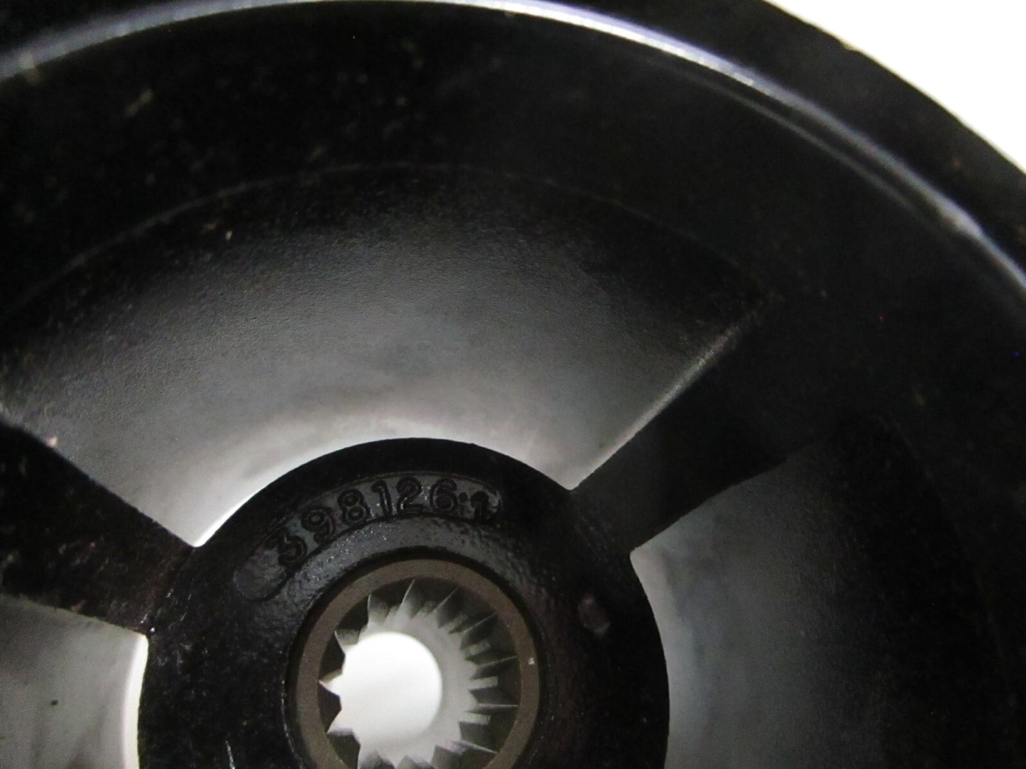 *NEW OEM* 0820 OMC Johnson Evinrude 9.9-15HP 10×7 Propeller 398126 0398126