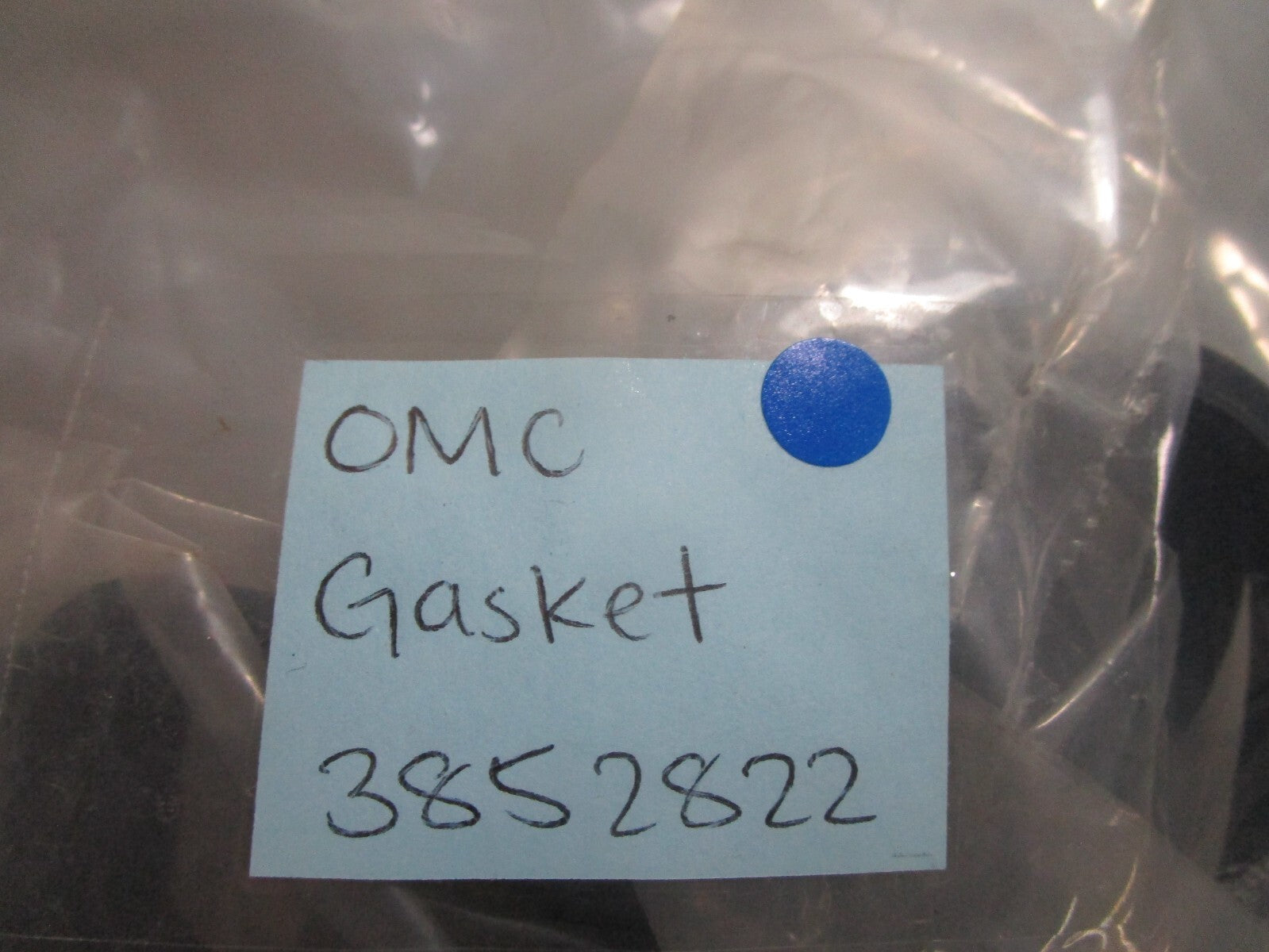 *NEW OEM* 0810 OMC Johnson Evinrude Gasket 3852822
