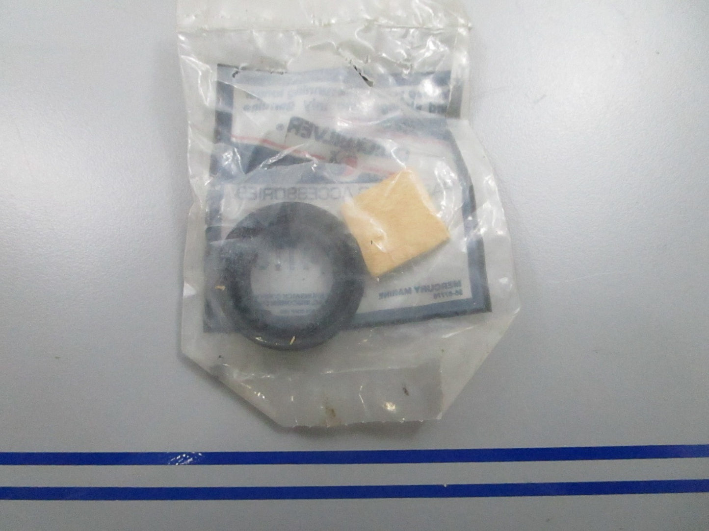 *NEW OEM* 0810 Mercury Quicksilver Seal 26-41132