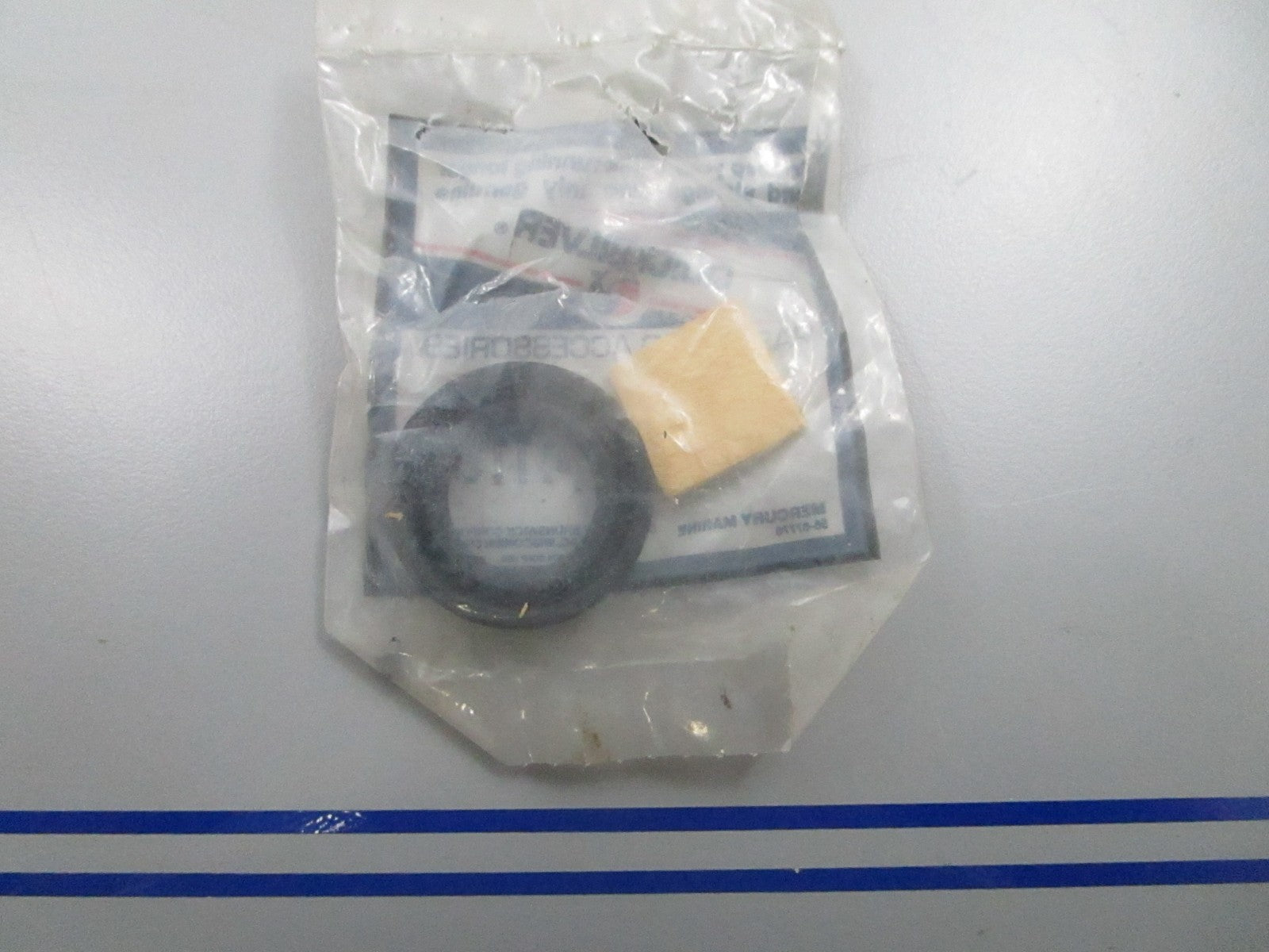 *NEW OEM* 0810 Mercury Quicksilver Seal 26-41132
