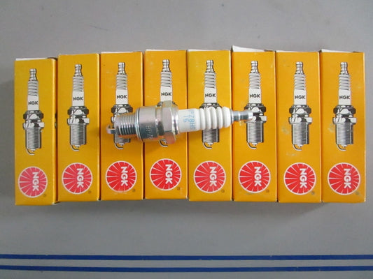 NEW OEM (LOT OF 8) BPZ8HS-15 NGK Spark Plug 0820