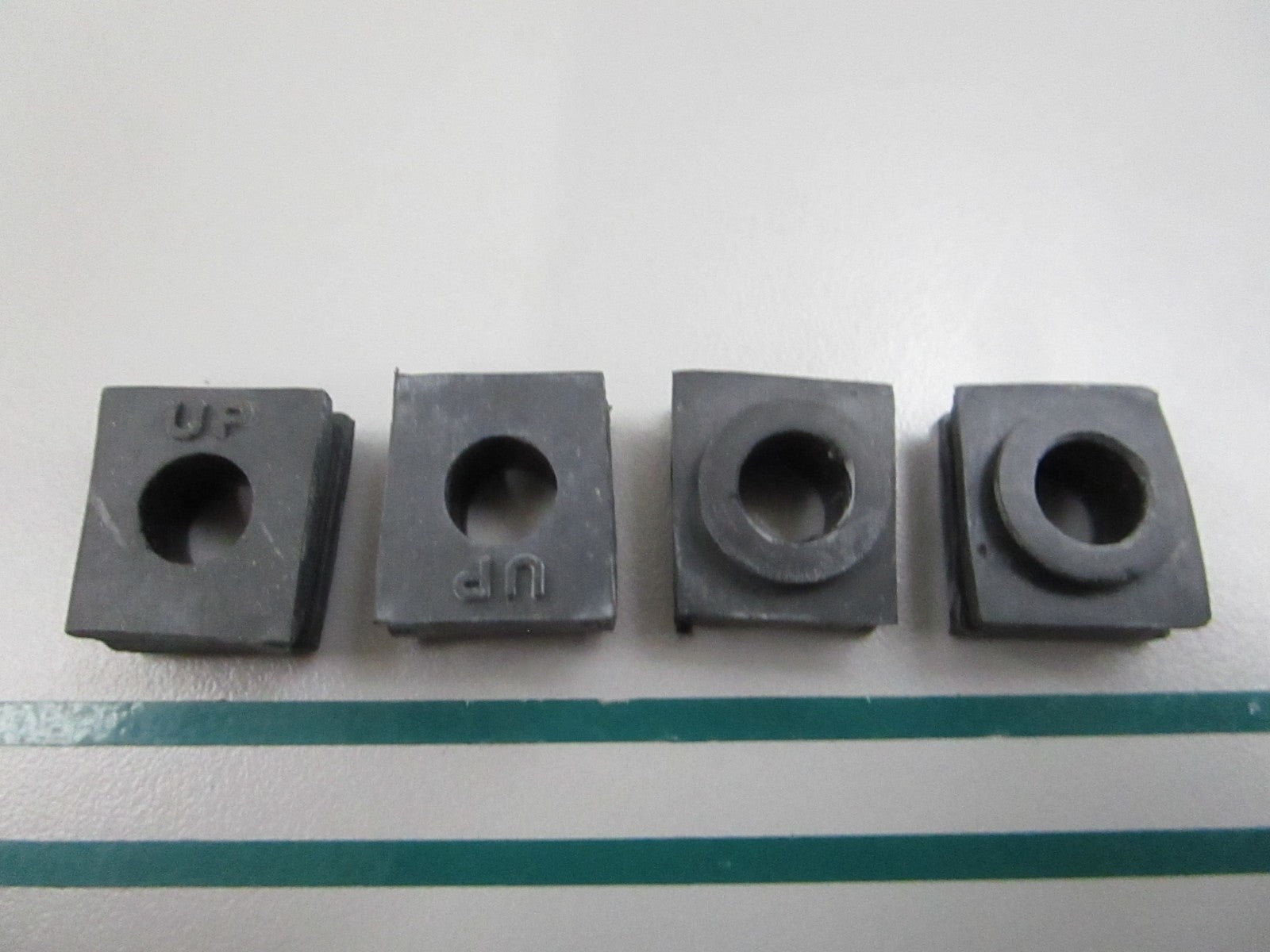 NEW OEM (LOT OF 4) 26-1080M Mercury Quicksilver Seal 0810