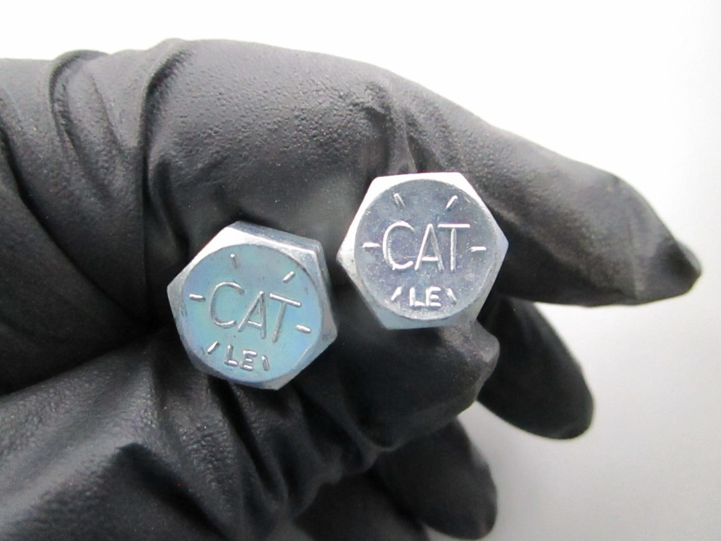 NEW OEM (LOT OF 2) 5D-0353 CAT Bolt 0810