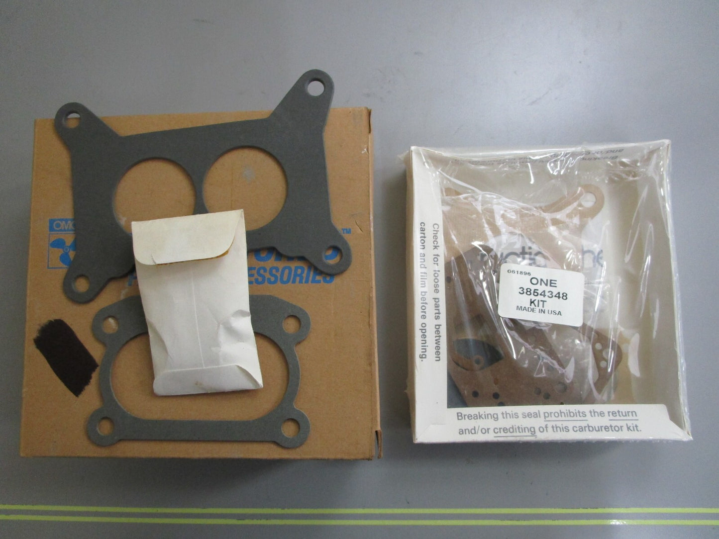 *NEW OEM* 0820 OMC Johnson Evinrude Carburetor Kit 3854347