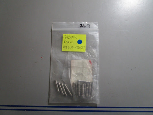 *NEW OEM* (LOT OF 7) 0810 Suzuki Pin 09209-05020