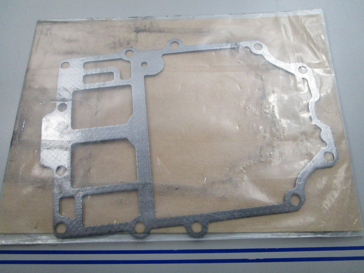 NEW OEM OMC Johnson Evinrude 335503 0335503 Gasket 0810