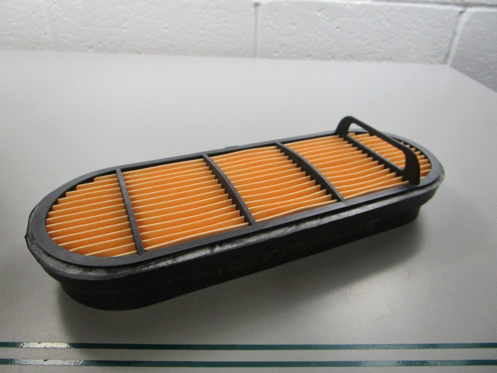 NEW 42795 WIX Air Filter 0810