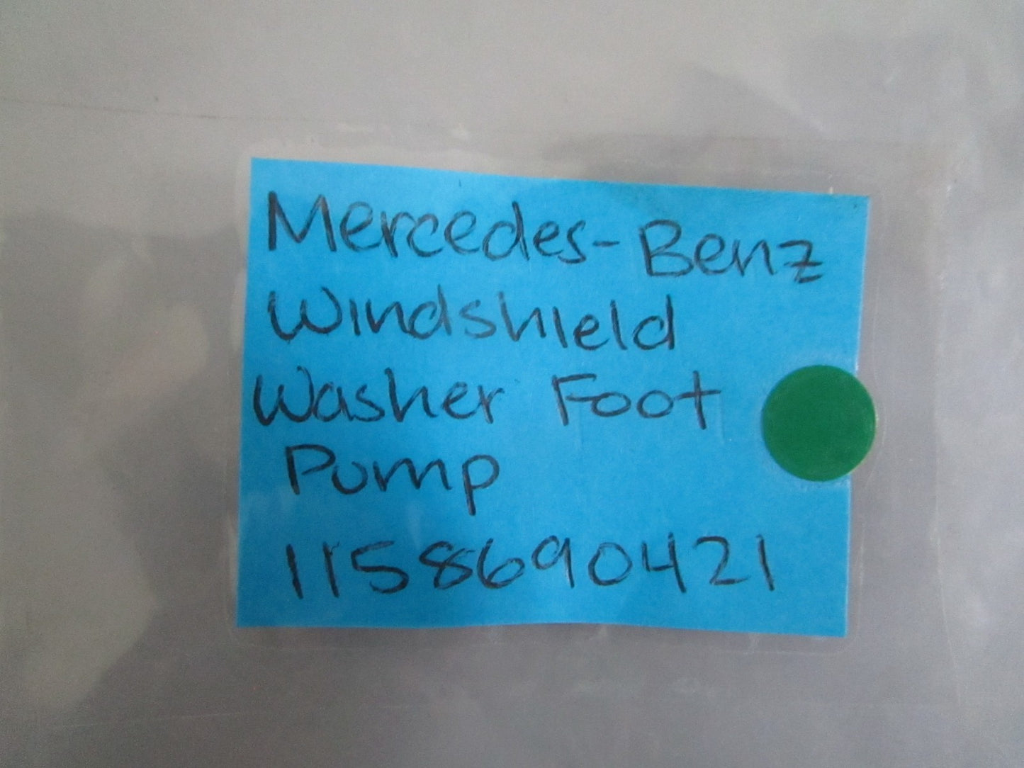 NEW OEM 1158690421 Mercedes-Benz Windshield Washer Foot Pump 0820