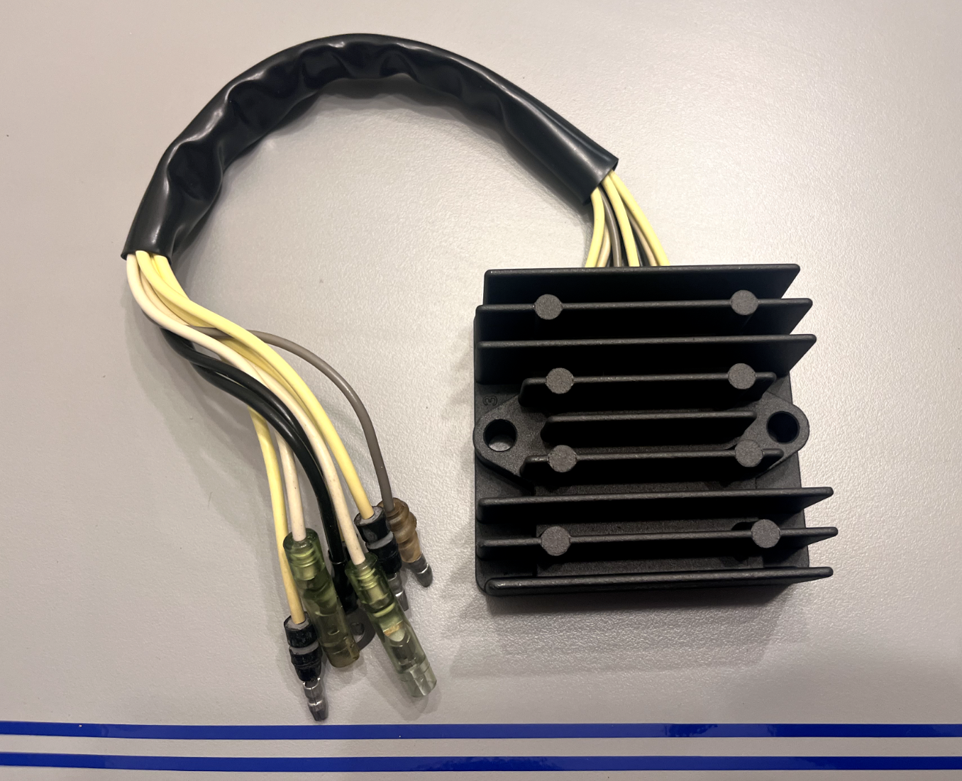 *NEW OEM* 0720 Suzuki 150 175 200 225 hp Rectifier Regulator 32800-92E00