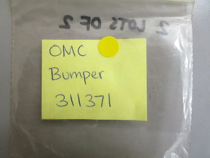 *NEW OEM* (LOT OF 2) 0810 OMC Johnson Evinrude Bumper 311371 0311371