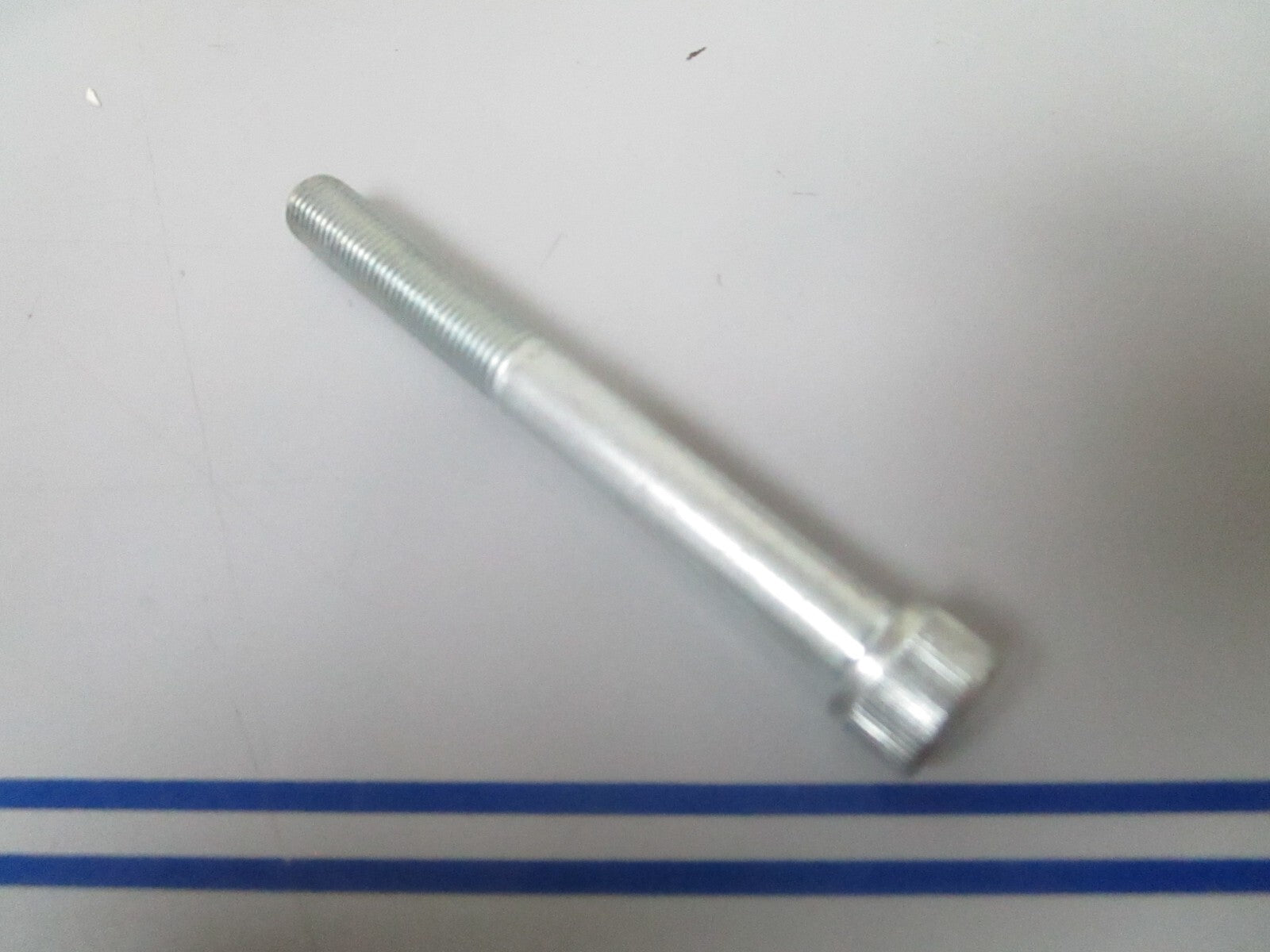 *NEW OEM* 0720 Volvo Penta Screw 976644
