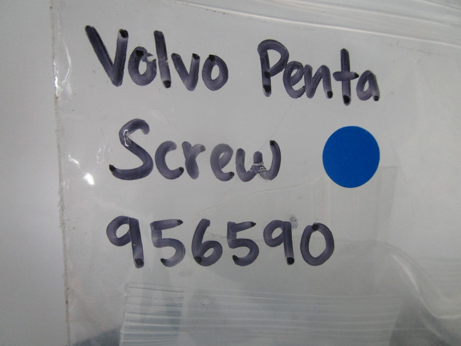 *NEW OEM* 0810 Volvo Penta Hex Socket Screw 956590