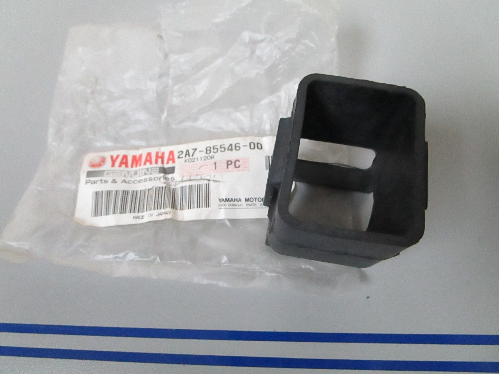 NEW OEM 2A7-85546-00-00 Yamaha Band 0720