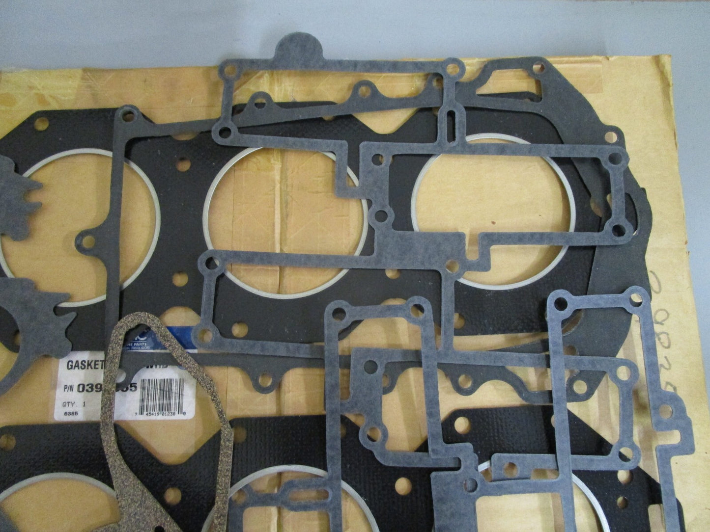 *NEW OEM* 0820 OMC Johnson Evinrude Powerhead Gasket Set 398355 0398355