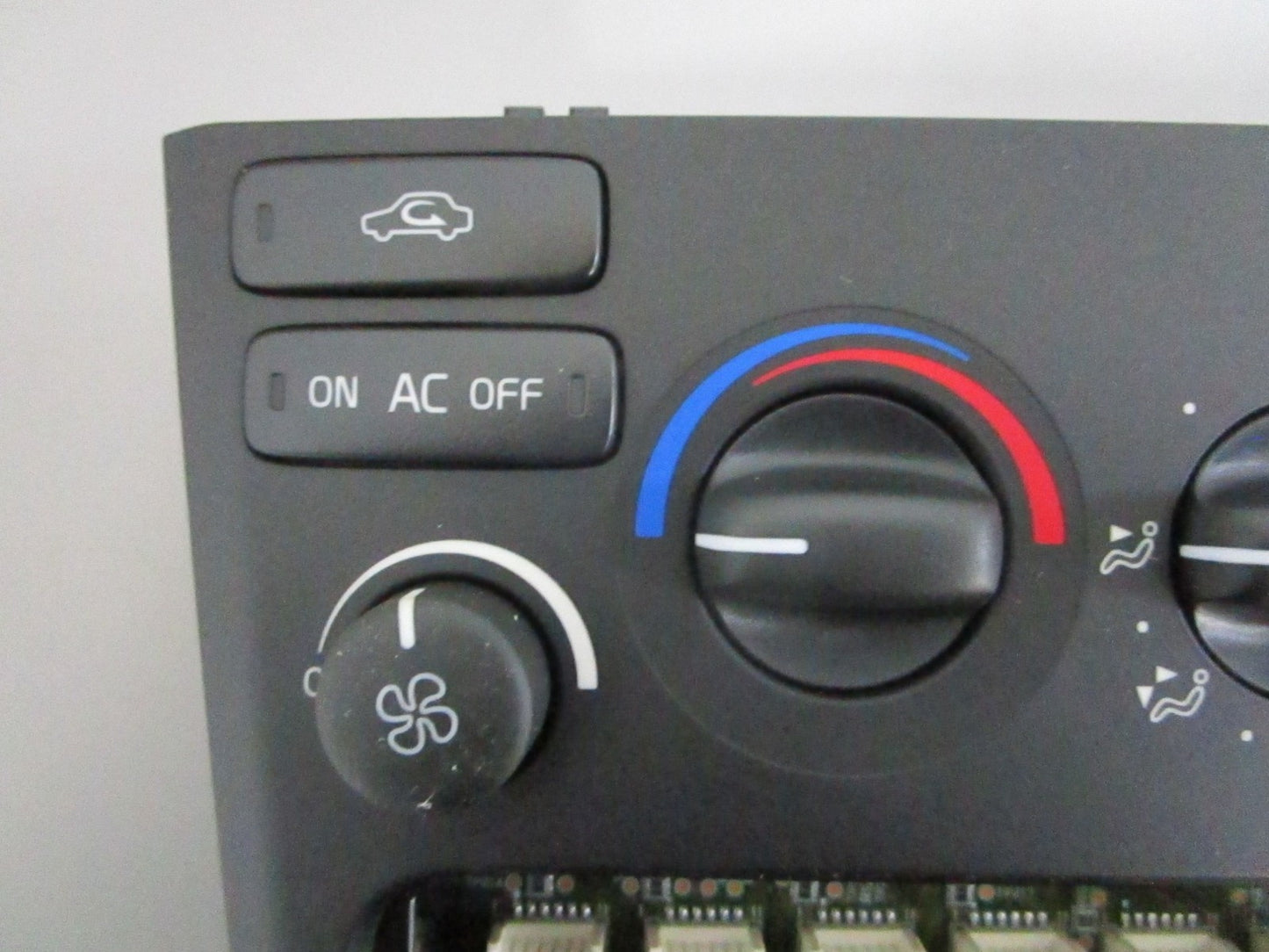 NEW OEM 30746024 Volvo Penta Climate Control Unit 0820