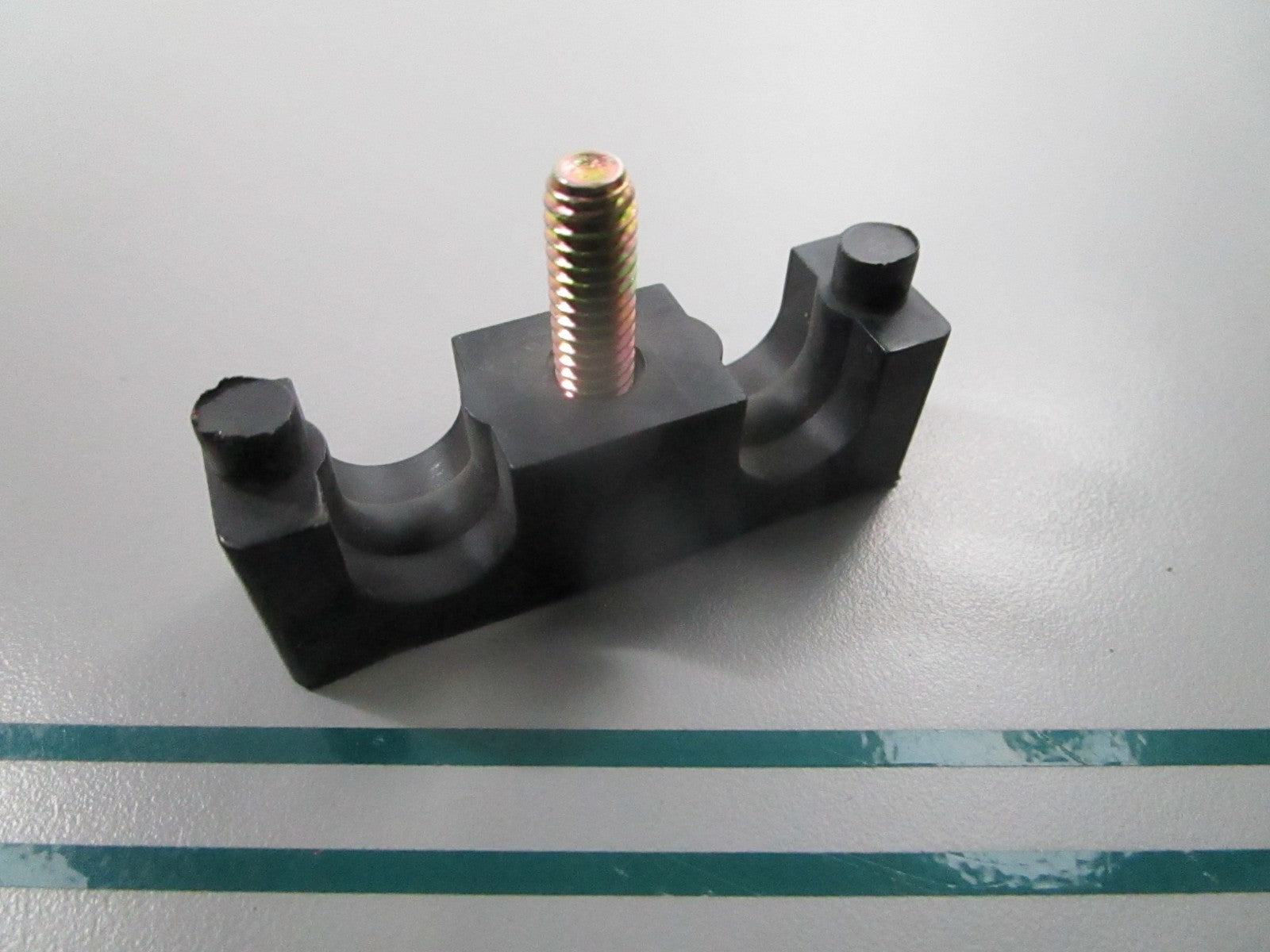 NEW OEM 112-8447 CAT Clamp 0810