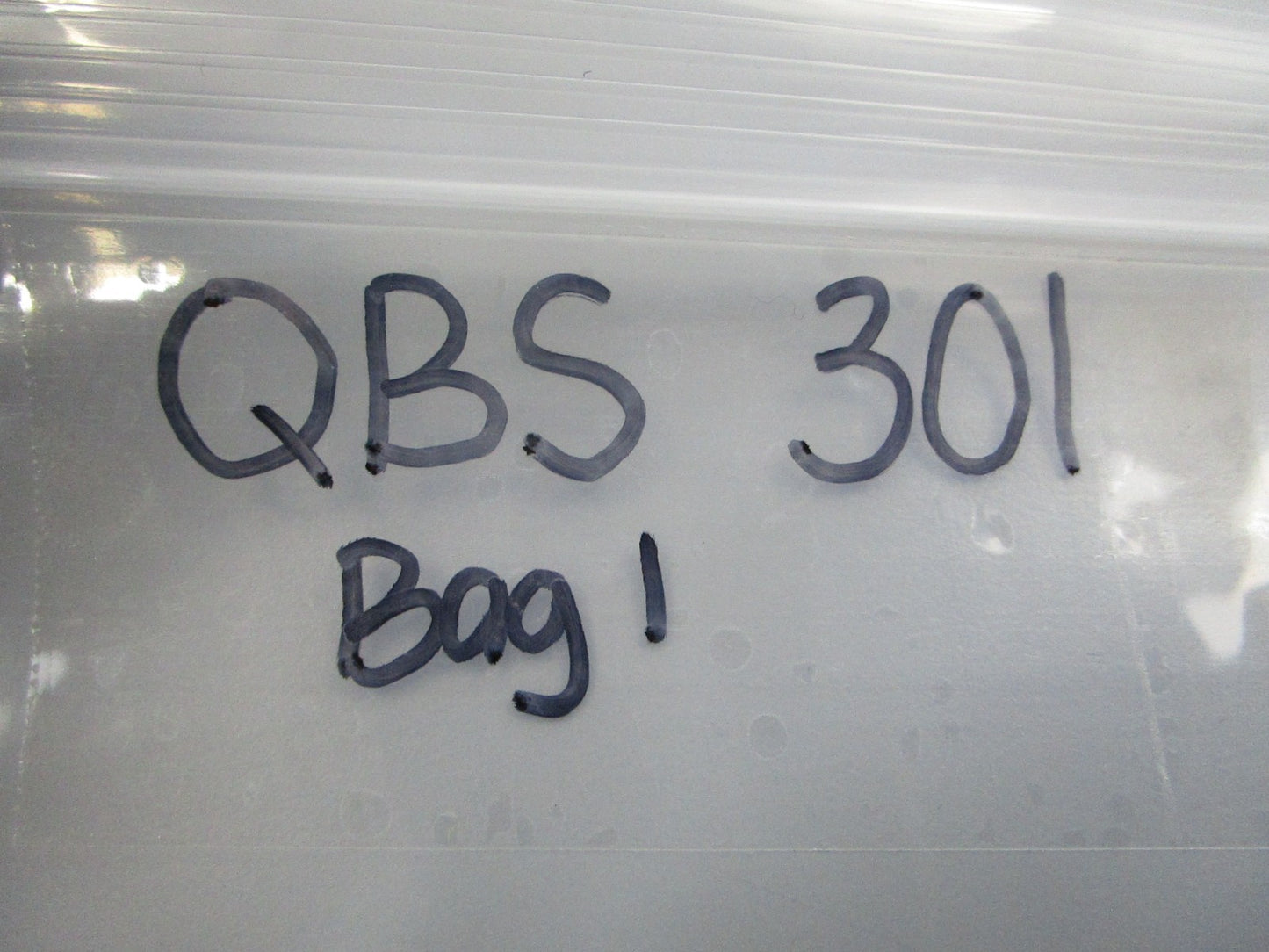 NEW BPZ8H-N-10 NGK Spark Plug 0810
