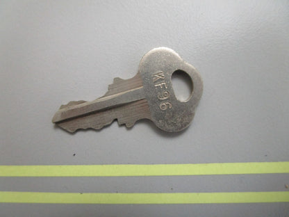 *NEW OEM* 0810 OMC Johnson Evinrude Ignition Key KF96 501611 0501611