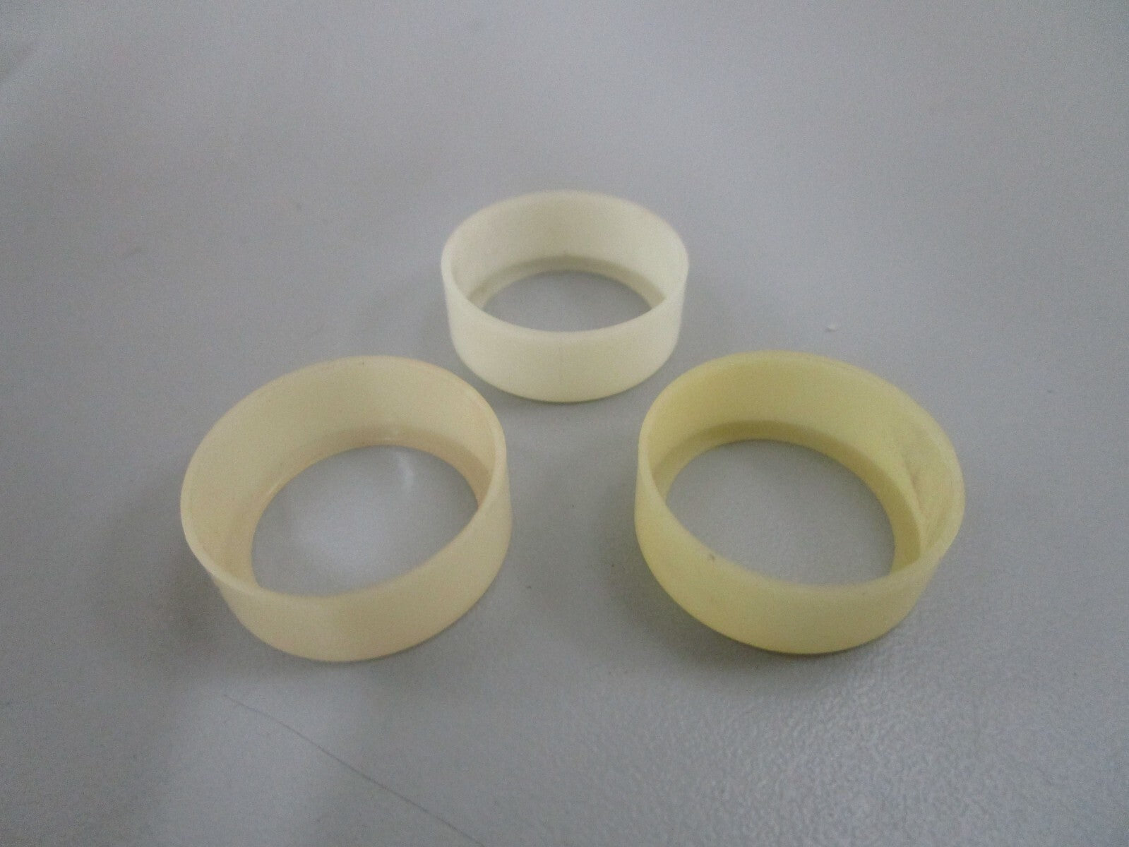 *NEW OEM* (LOT OF 3) 0770 OMC Johnson Evinrude Bushing 309689 0309689