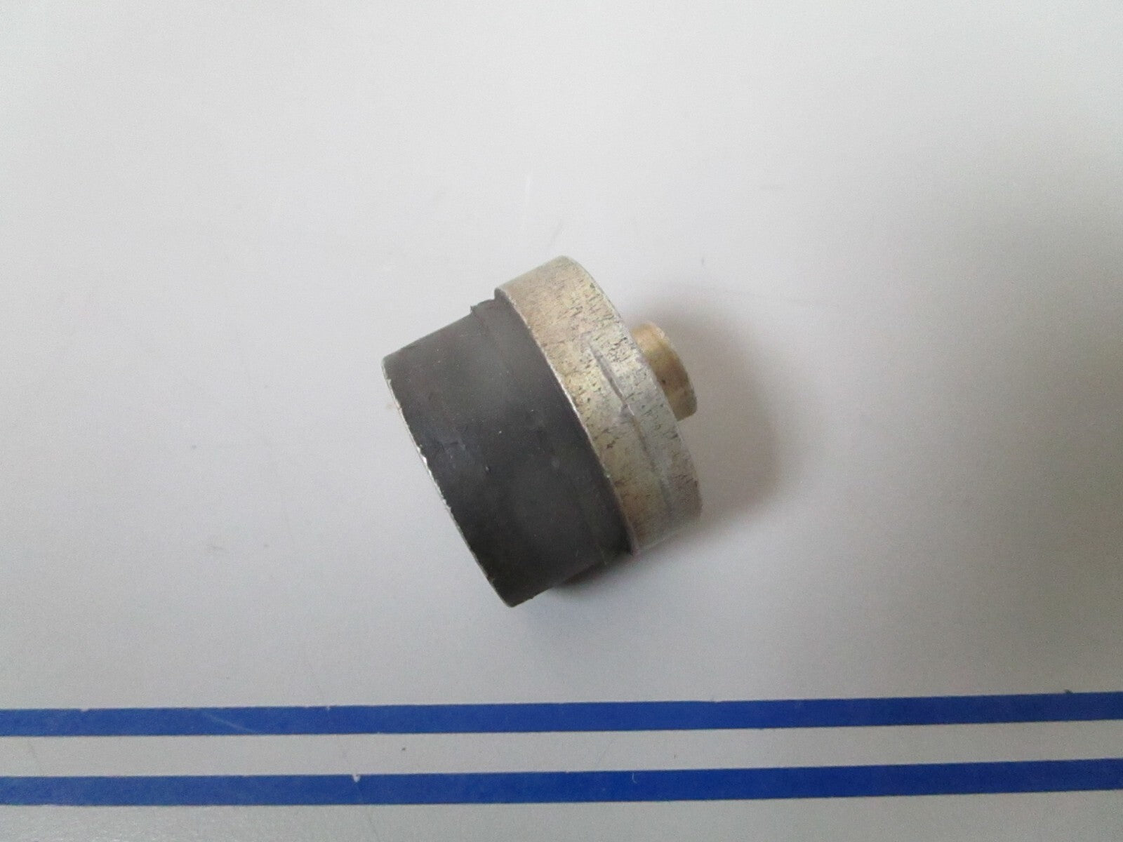 *NEW OEM* 0810 Mercury Quicksilver Lower Mount Assembly 30646A2