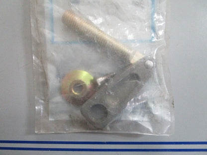 *NEW OEM* 0820 Mercury Quicksilver Thumb Screw Assy 10-92767A1