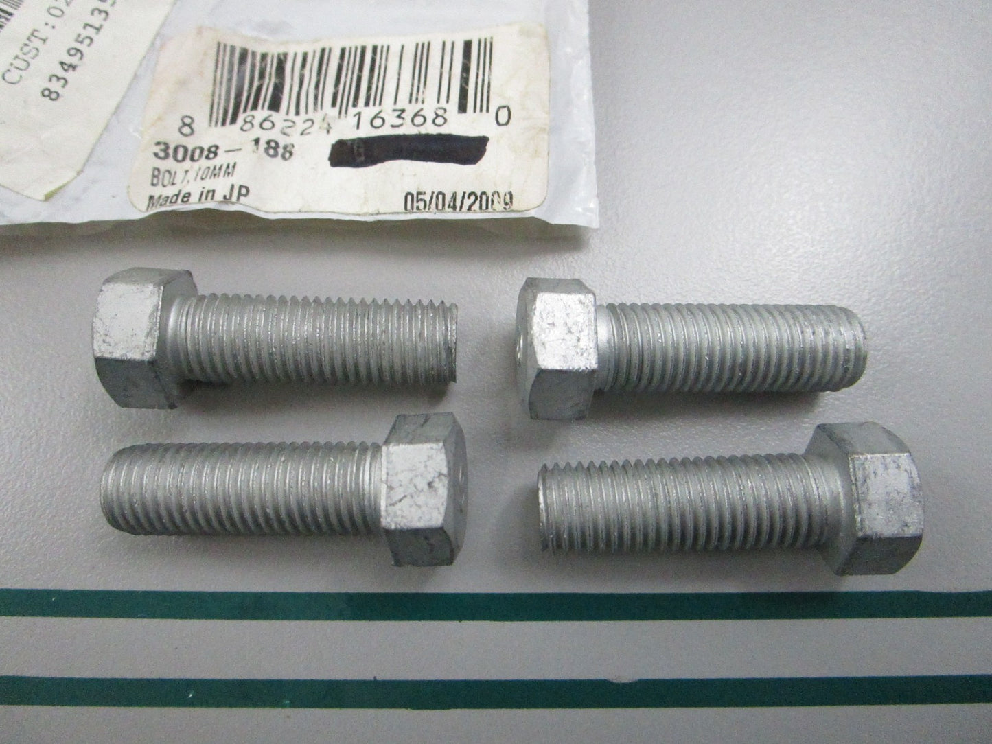 NEW OEM (LOT OF 4) 3008-188 Arctic Cat Bolt 0810
