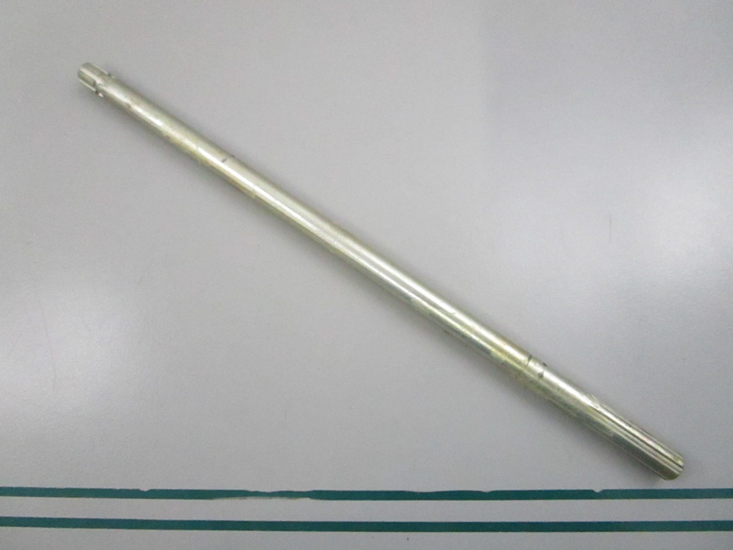 NEW OEM 56622A1 Mercury Quicksilver Shaft 0810